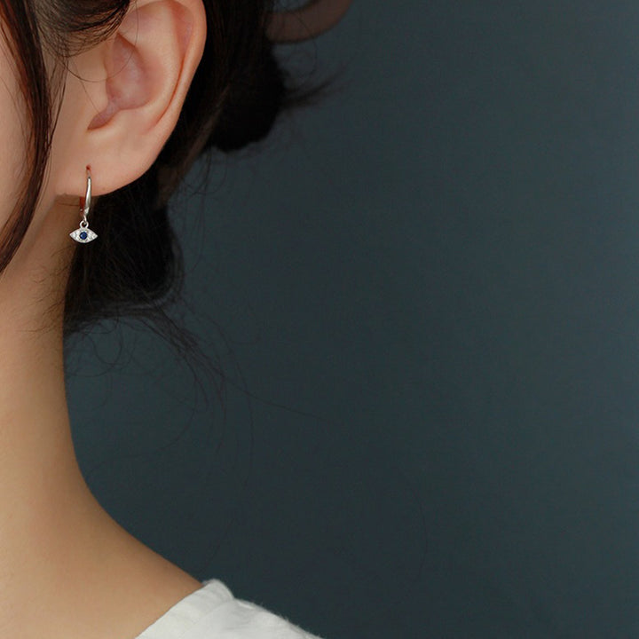 Orecchini a perno con protezione contro il malocchio in argento sterling 925 Buddha Stones