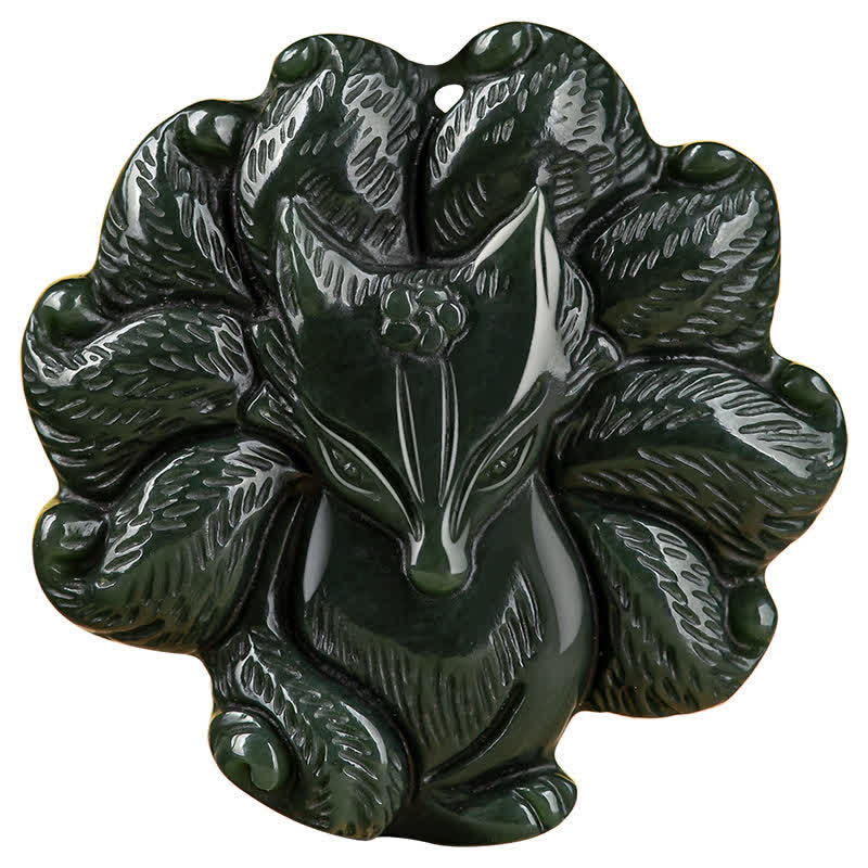 Collana con ciondolo a forma di volpe a nove code in giada ciano di Hetian