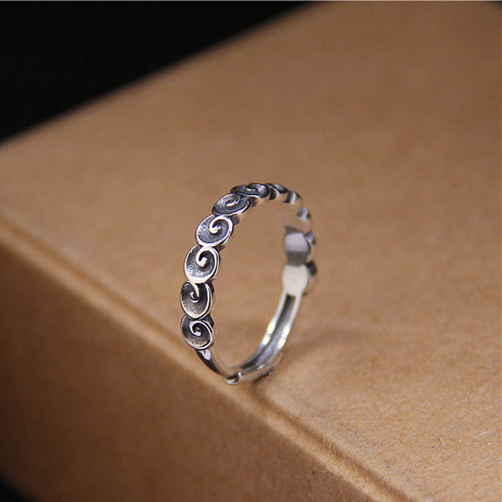 Anello inciso con nuvole di buon auspicio in argento sterling 925 Buddha Stones