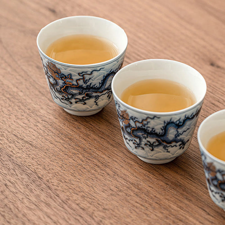 Buddha Stones Piccola tazza da tè in ceramica con motivo drago blu e bianco Tazze da tè Kung Fu 45 ml