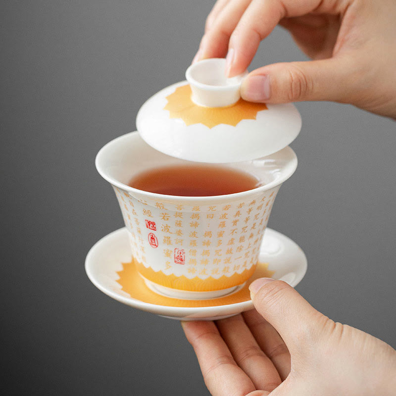 Buddha Stones Sutra del cuore buddista Piccolo carattere Fu Tazza da tè in ceramica Gaiwan Tazza da tè Kung Fu e piattino con coperchio