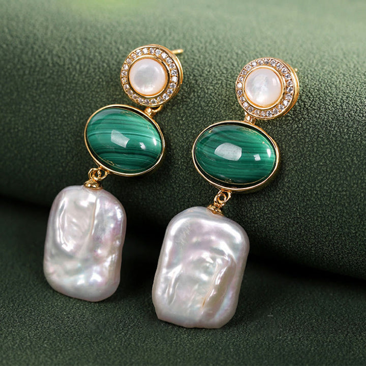 Orecchini pendenti Buddha Stones in argento sterling 925 con perle barocche naturali e malachite, saggezza curativa