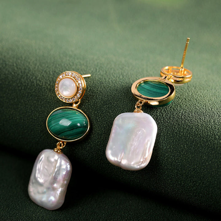 Orecchini pendenti Buddha Stones in argento sterling 925 con perle barocche naturali e malachite, saggezza curativa