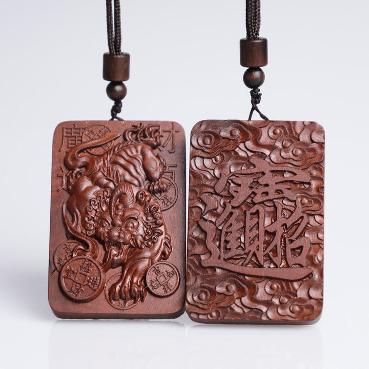 Buddha Stones Naturale Fulmine Colpito Giuggiola Legno PiXiu Moneta di Rame Collana Pendente Portafortuna