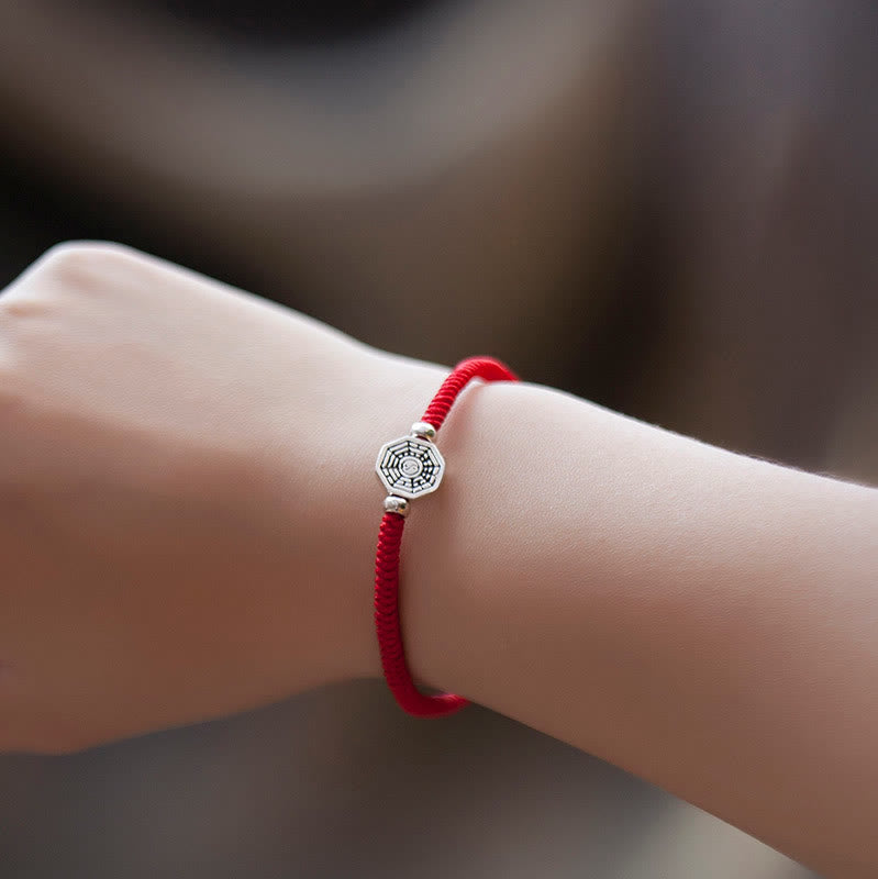 Braccialetto di concentrazione in corda di cinabro con simbolo Yin Yang Bagua in argento sterling 925 Buddha Stones