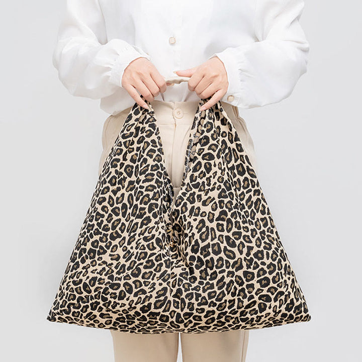 Borsa a tracolla triangolo sottobraccio con stampa a strisce leopardate, motivo : Buddha Stones , geometria, fiori di tigre