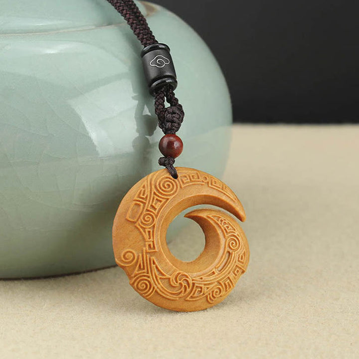 Buddha Stones Legno di ebano Sandalo La fortuna di una persona migliora Modello di design Collana con ciondolo di pace