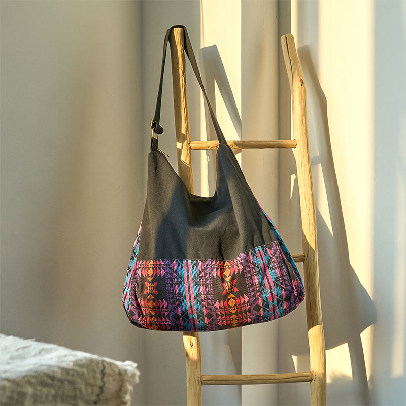 Borsa a tracolla in cotone con motivo geometrico rosso rosa e nero Buddha Stones