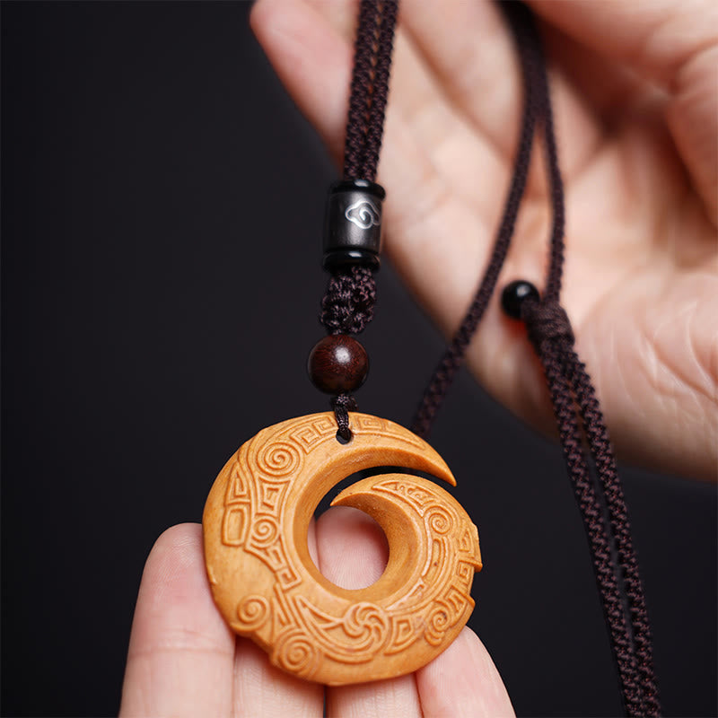 Buddha Stones Legno di ebano Sandalo La fortuna di una persona migliora Modello di design Collana con ciondolo di pace
