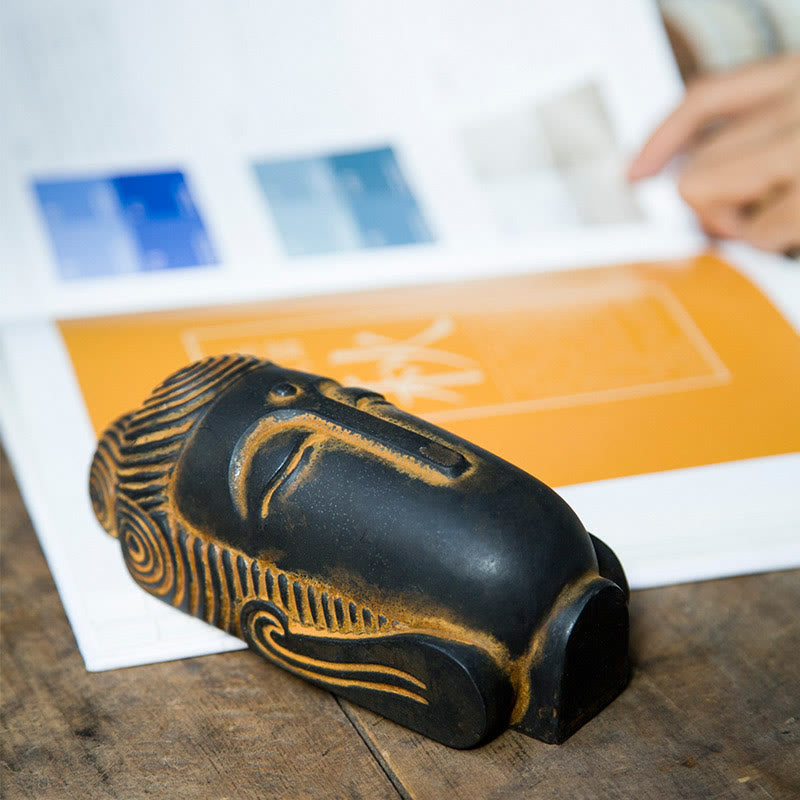 Buddha Stones Occhi Chiusi Buddha in Meditazione Statua in Resina Ruggine Polvere di Ferro Decorazione per la Casa