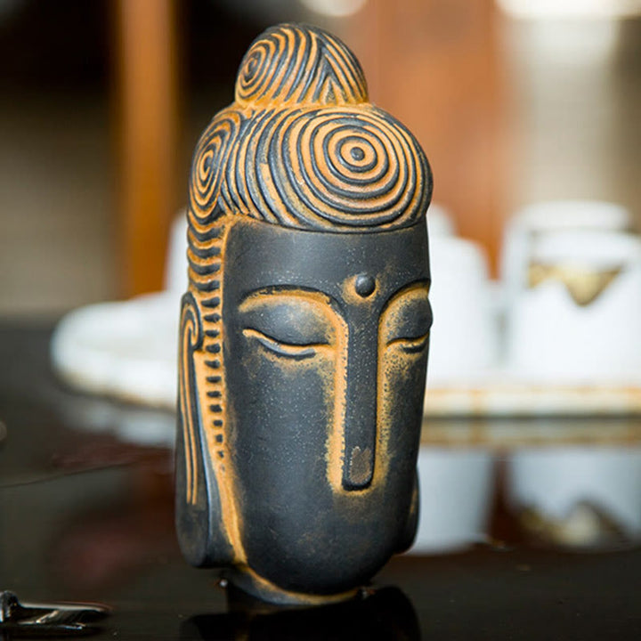 Buddha Stones Occhi Chiusi Buddha in Meditazione Statua in Resina Ruggine Polvere di Ferro Decorazione per la Casa