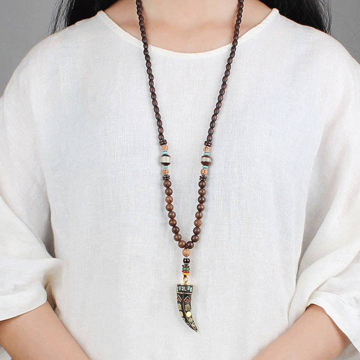 Buddha Stones Tibet Wenge Legno Om Mani Padme Hum Simbolo OM Mantra Corno Modello Protezione Collana Pendente - image 5
