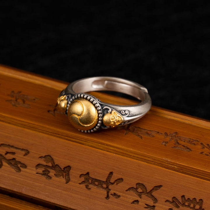 Anello regolabile Buddha Stones in argento sterling 925 placcato oro con scheletro in equilibrio