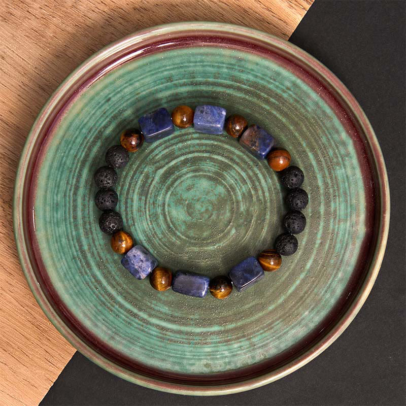 Braccialetto di supporto in pietra lavica con vari cristalli Buddha Stones