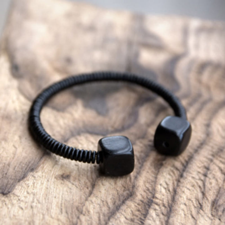 Braccialetto di equilibrio a cubo in legno di sandalo verde e legno di ebano Buddha Stones