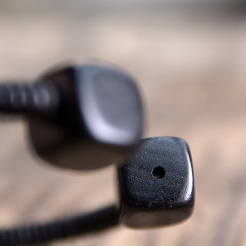 Braccialetto di equilibrio a cubo in legno di sandalo verde e legno di ebano Buddha Stones