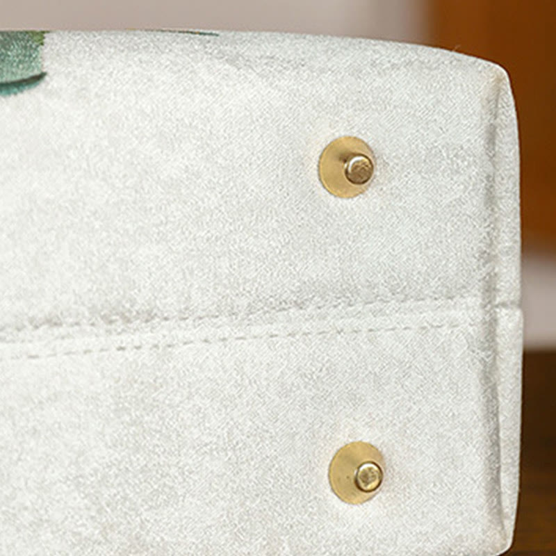 Borse con nappine e manici in bambù ricamati con Buddha Stones