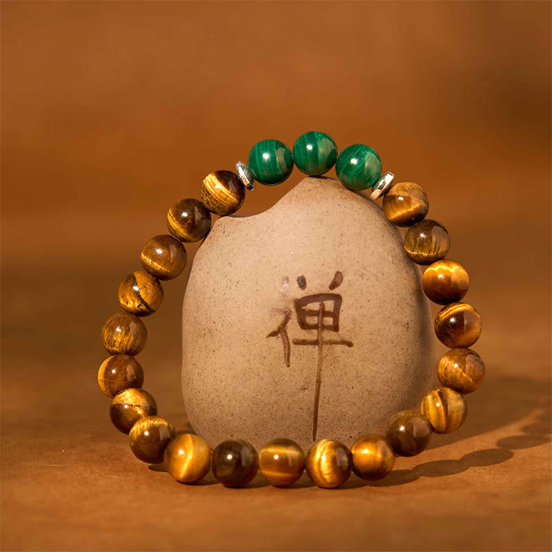 Braccialetto di coraggio con occhio di tigre verde e pietre Buddha Stones