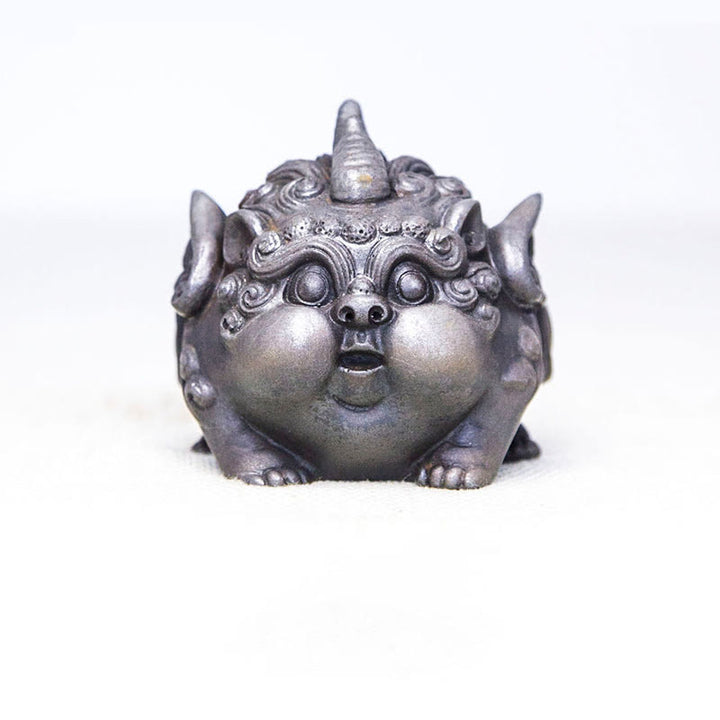 Buddha Stones Fatto a Mano Ricchezza PiXiu Polvere di Ferro Ruggine Statua in Resina Decorazione per la Casa