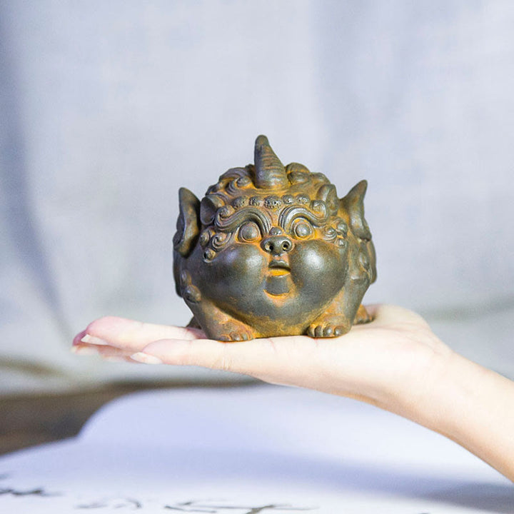 Buddha Stones Fatto a Mano Ricchezza PiXiu Polvere di Ferro Ruggine Statua in Resina Decorazione per la Casa