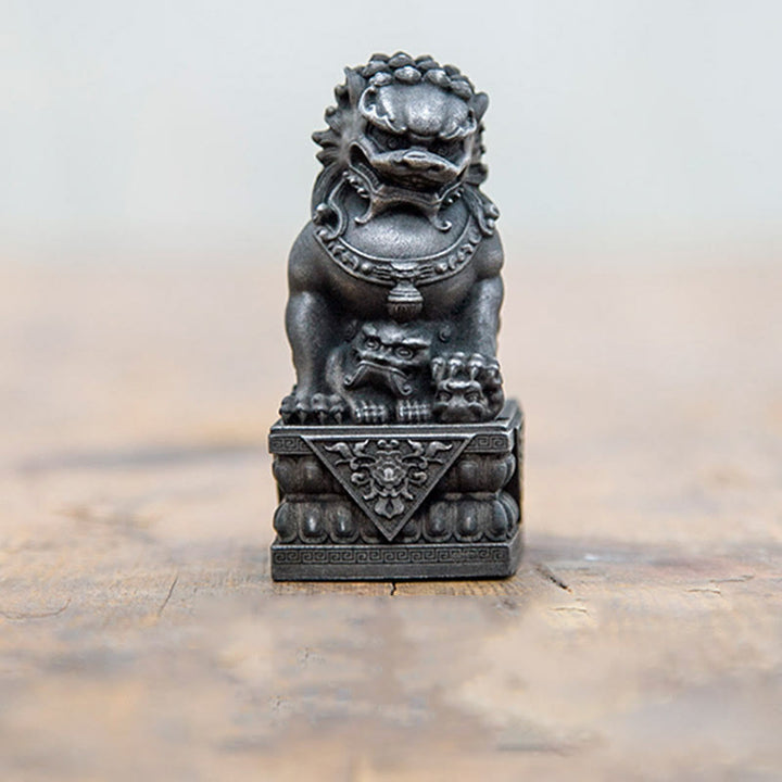 Buddha Stones fatte a mano Leone Fu Foo Cani Polvere di ferro Ruggine Statua in resina fusa Allontana il male Protezione Decorazione per la casa