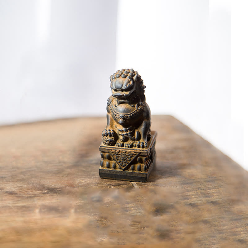 Buddha Stones fatte a mano Leone Fu Foo Cani Polvere di ferro Ruggine Statua in resina fusa Allontana il male Protezione Decorazione per la casa