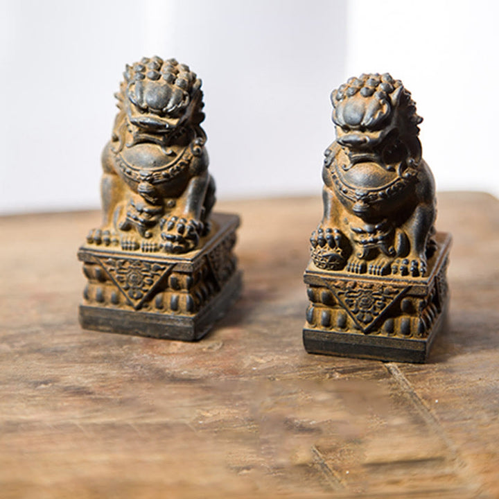 Buddha Stones fatte a mano Leone Fu Foo Cani Polvere di ferro Ruggine Statua in resina fusa Allontana il male Protezione Decorazione per la casa