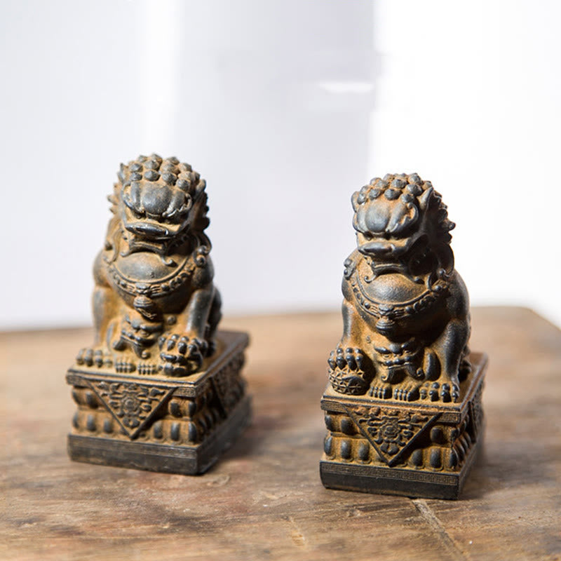Buddha Stones fatte a mano Leone Fu Foo Cani Polvere di ferro Ruggine Statua in resina fusa Allontana il male Protezione Decorazione per la casa