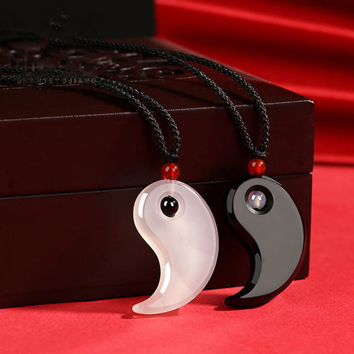 Buddha Stones Onice nero Agata bianca Yin Yang Tai Chi Diagramma Fortuna Coppia Collana Pendente - image 5