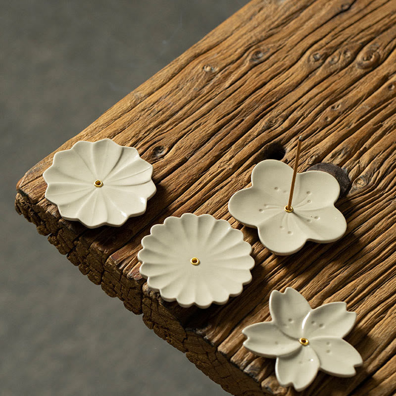 Buddha Stones, loto, fiore di ciliegio, fiore di prugna, crisantemo, bruciatore di incenso in ceramica curativo, decorazione
