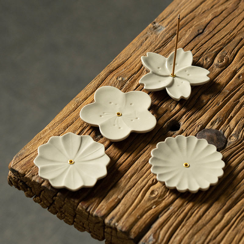 Buddha Stones, loto, fiore di ciliegio, fiore di prugna, crisantemo, bruciatore di incenso in ceramica curativo, decorazione