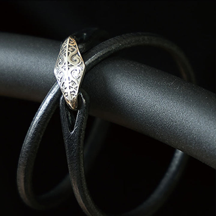 Braccialetto di protezione multigiro in pelle con Buddha Stones in argento sterling 925