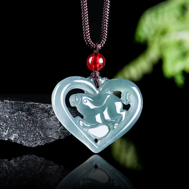 Buddha Stones Collana con ciondolo a forma di cuore in giada naturale con coniglio e portafortuna