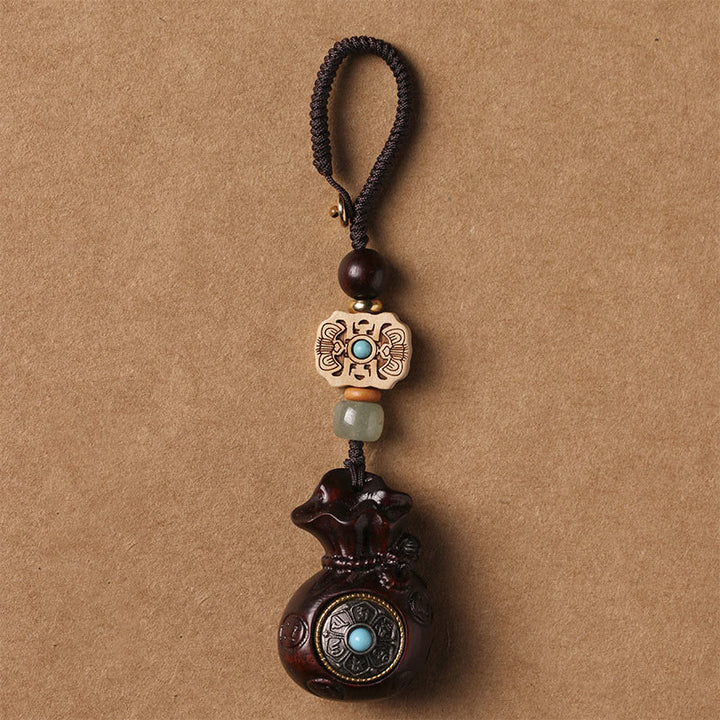 Buddha Stones Sandalo Piccola foglia Sandalo rosso Sandalo verde Om Mani Padme Hum Calma Portachiavi Telefono Decorazione da appendere