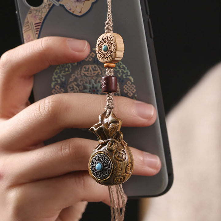 Buddha Stones Sandalo Piccola foglia Sandalo rosso Sandalo verde Om Mani Padme Hum Calma Portachiavi Telefono Decorazione da appendere