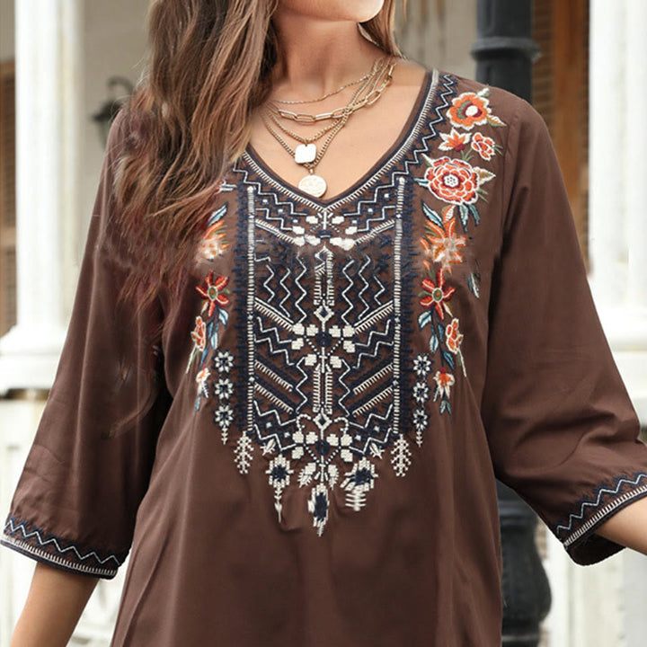 Buddha Stones Primavera Casual Semplice Ricamo Motivo Floreale Design Maniche Tre Quarti Scollo a V Cotone T-Shirt da Donna