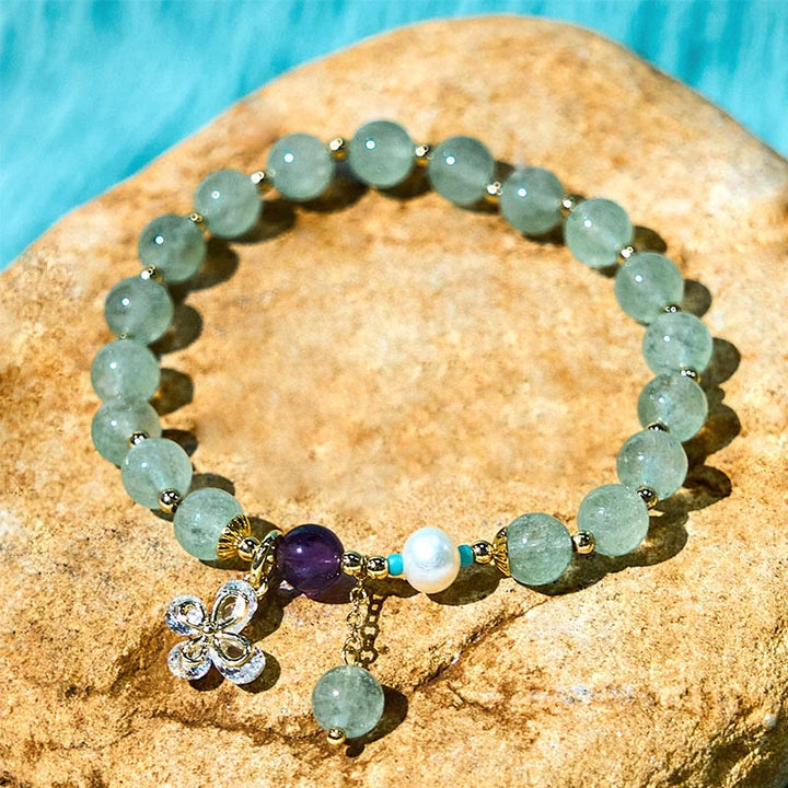 Braccialetto con ciondolo a farfalla in quarzo fragola verde con Buddha Stones e quarzo fragola naturale
