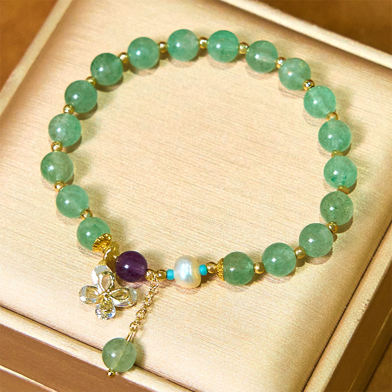 Braccialetto con ciondolo a farfalla in quarzo fragola verde con Buddha Stones e quarzo fragola naturale