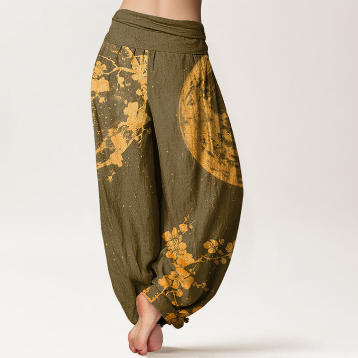 Pantaloni harem da donna con elastico in vita e motivo a luna piena con fiori di prugna dorati Buddha Stones - image 6