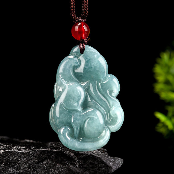 Collana con ciondolo a forma di fata della prosperità, volpe a nove code, in giada verde naturale, Buddha Stones