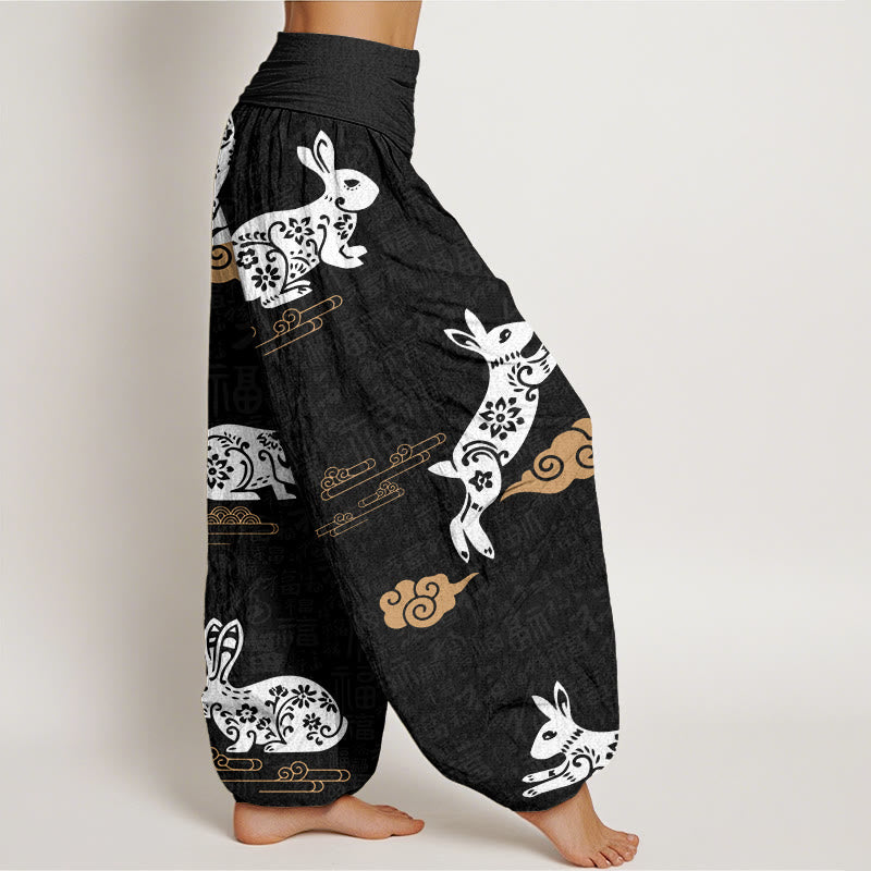 Pantaloni harem da donna con elastico in vita e motivo a nuvola di buon auspicio con coniglio bianco Buddha Stones - image 3