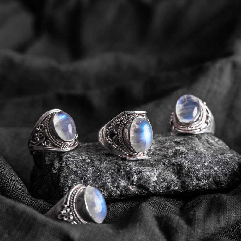 Anello regolabile con pietra di luna naturale in argento sterling 925 fatto a mano con Buddha Stones