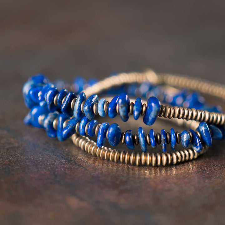 Bracciale Buddha Stones a triplo giro in lazurite con forma irregolare