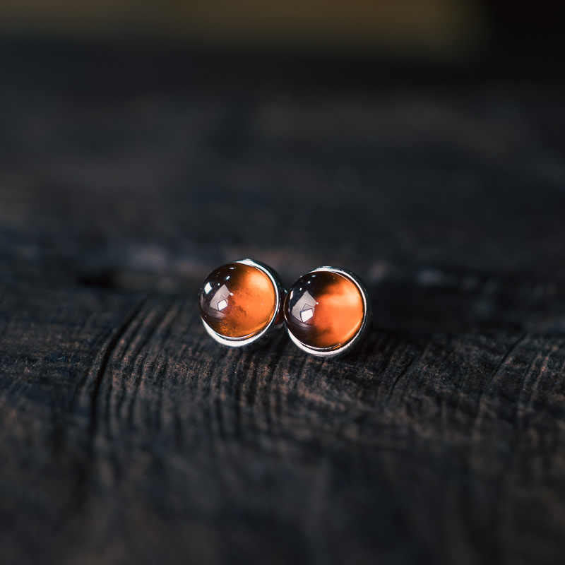 Orecchini di protezione in argento sterling 925 con granato Buddha Stones