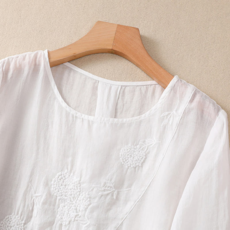 Camicia da donna in cotone e lino a maniche corte con scollo a giro e fiori ricamati con Buddha Stones