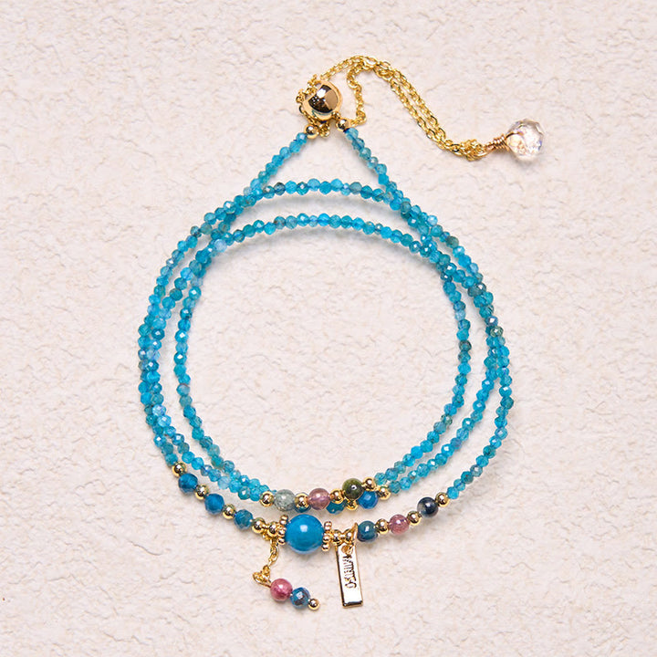 Bracciale triplo giro creativo in rame placcato oro 14k con perline ultrasottili in apatite naturale da 3 mm di Buddha Stone