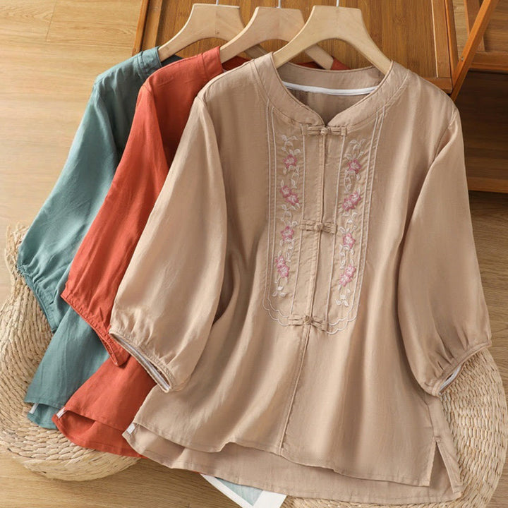 Camicia da donna in cotone e poliestere con colletto alto, manica corta, con bottoni a rana e ricamo Buddha Stones - image 19