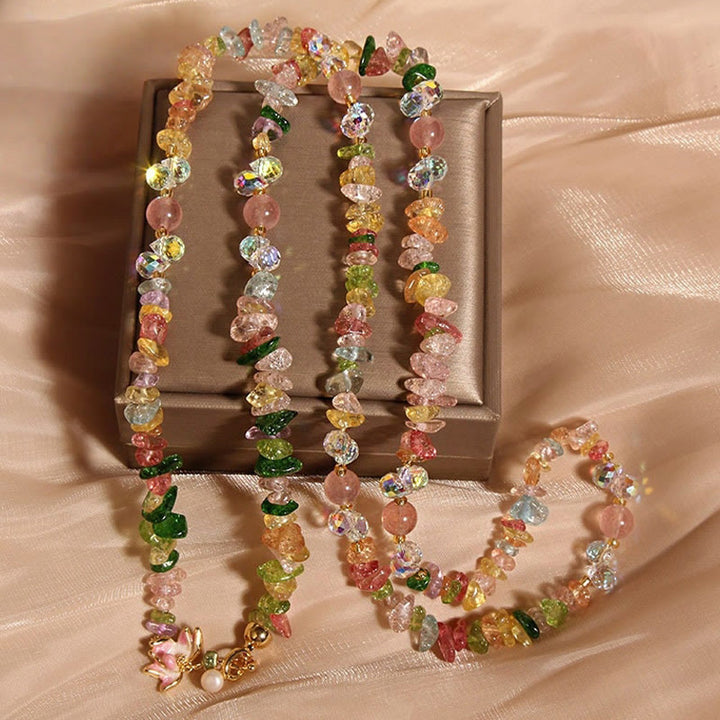 Collana con ciondolo a forma di farfalla, fiore, ametista, quarzo fragola e pietre Buddha Stones. - Cristallo colorato con fiore - image 11