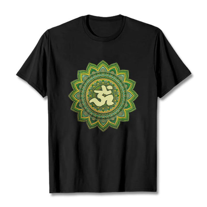 Buddha Stones Maglietta casual in cotone con motivo mandala verde e simbolo Om - Nero - 2XL - image 5