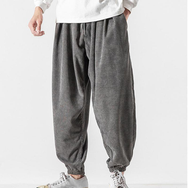 Pantaloni alla caviglia in velluto a coste con coulisse e tasche, casual e colorati, da uomo, modello Buddha Stones - image 3